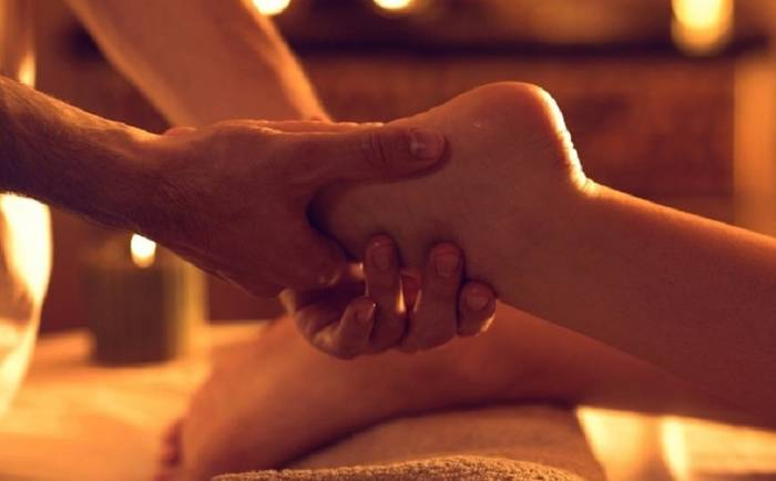 Come fare un massaggio sensuale ai piedi !