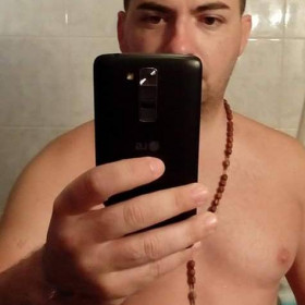 ilciclone, uomo cerca donne o coppie per incontri di sesso in Cosenza, foto