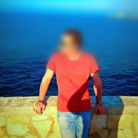 Dexter85, uomo cerca donne o coppie per incontri di sesso in Puglia, foto