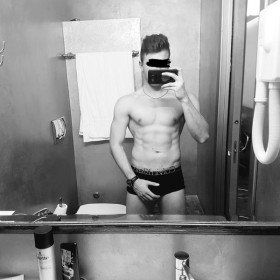 daniele07, uomo cerca donne o coppie per incontri di sesso in Roma, foto