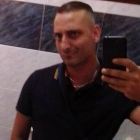 Manuel88rm, uomo cerca donne o coppie per incontri di sesso in Roma, foto