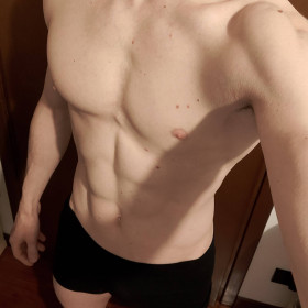 Mattin944, uomo cerca donne o coppie per incontri di sesso in Padova, foto