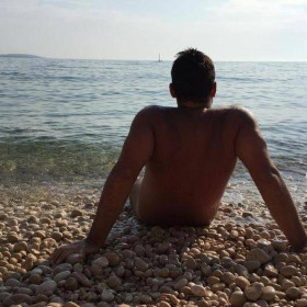 raffinato2021, uomo cerca donne o coppie per incontri di sesso in Trieste, foto
