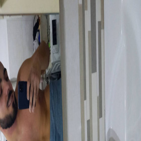 Dom994, uomo cerca donne o coppie per incontri di sesso in Bari, foto