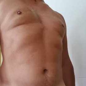 Maxdeln, uomo cerca donne o coppie per incontri di sesso in Milano, foto