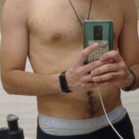 Battista, uomo cerca donne o coppie per incontri di sesso in Bari, foto