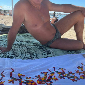 IL TERZO, uomo cerca donne o coppie per incontri di sesso in Rimini, foto