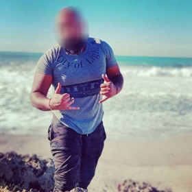 Max85, uomo cerca donne o coppie per incontri di sesso in Vicenza, foto