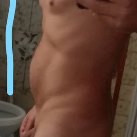 lello10, uomo cerca donne o coppie per incontri di sesso in Torino, foto