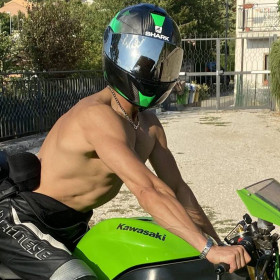 muscleltr, uomo cerca donne o coppie per incontri di sesso in L'Aquila, foto