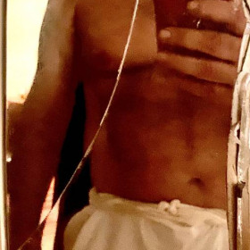 Diveclub68, uomo cerca donne o coppie per incontri di sesso in Roma, foto