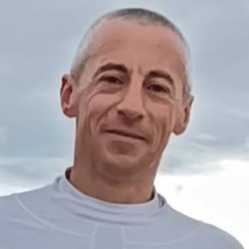 Andy1974, uomo cerca donne o coppie per incontri di sesso in Italy, foto