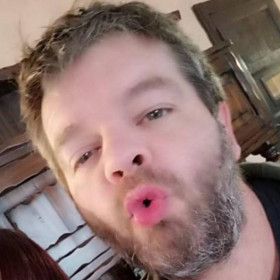 Atreiu85, uomo cerca donne o coppie per incontri di sesso in Torino, foto