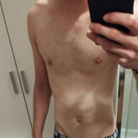Jack98, uomo cerca donne o coppie per incontri di sesso in Olbia-Tempio, foto
