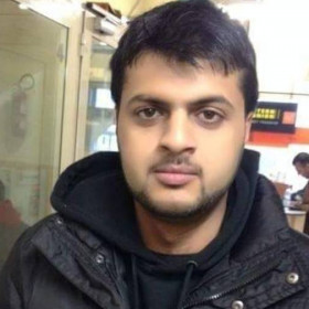 Kashi885, uomo cerca donne o coppie per incontri di sesso in Savona, foto