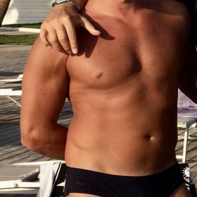 Mastrolindo1, uomo cerca donne o coppie per incontri di sesso in Roma, foto