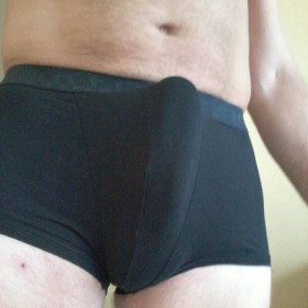 Marcos76, uomo cerca donne o coppie per incontri di sesso in Latina, foto