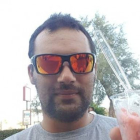 Alex83fire, uomo cerca donne o coppie per incontri di sesso in Roma, foto