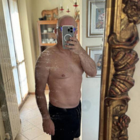 Natural71, uomo cerca donne o coppie per incontri di sesso in Torino, foto