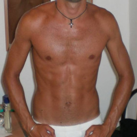 The Doctor, uomo cerca donne o coppie per incontri di sesso in Roma, foto
